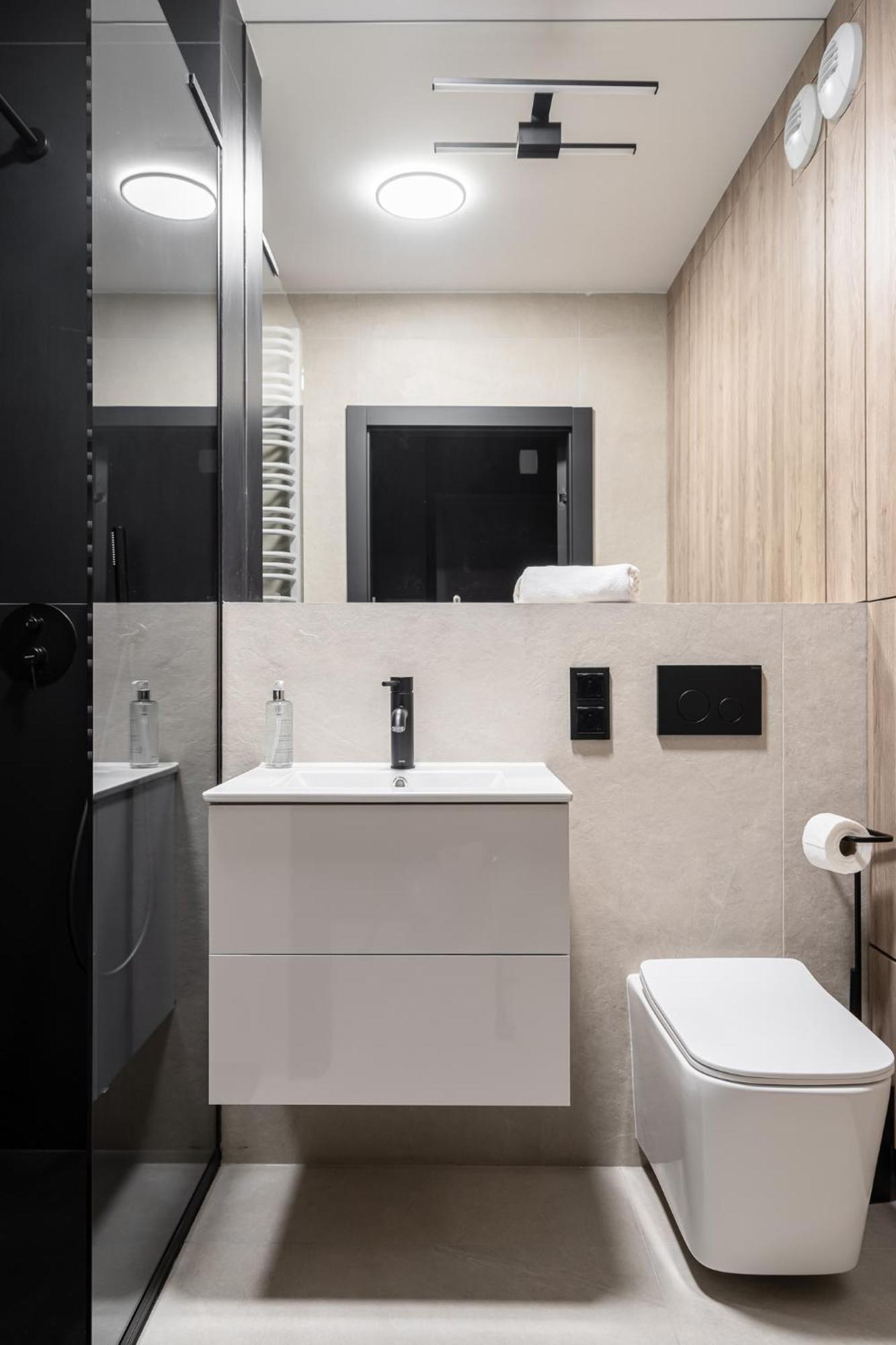 Rentplanet - Browary Wroclawskie ภายนอก รูปภาพ