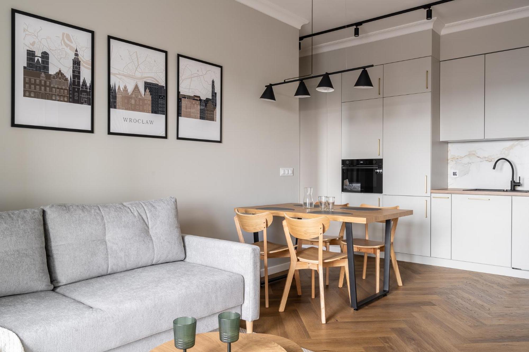 Rentplanet - Browary Wroclawskie ภายนอก รูปภาพ